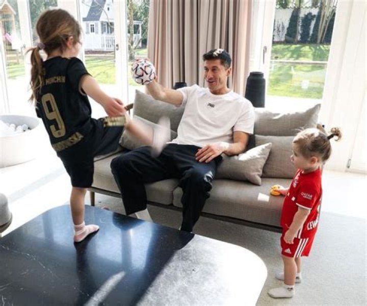 Meet The Family: The Lewandowskis