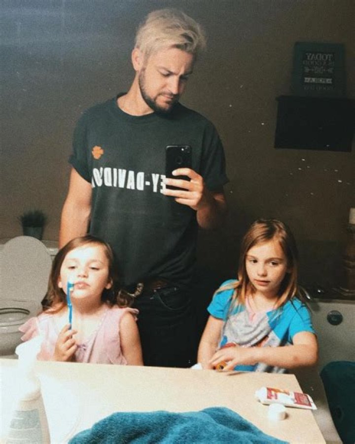 Meet Tyler Hynes' Daughter: Star's Little Princess