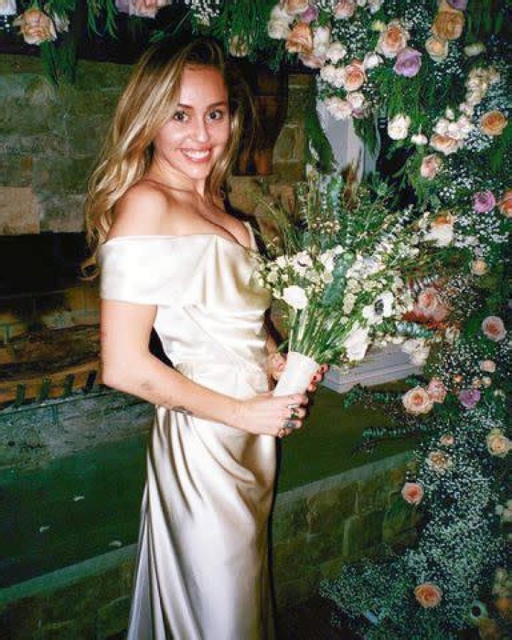 Miley Cyrus Wedding Dress