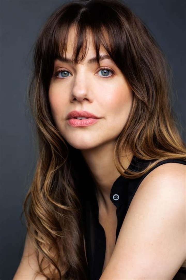 Mystery Behind Julie Gonzalo's Scar: The Fascinating Truth Revealed