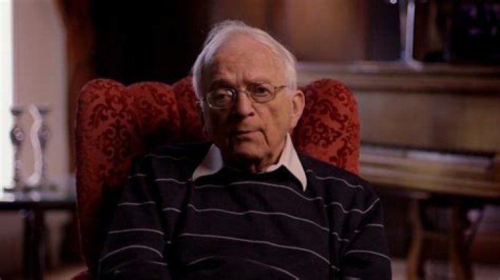 Nadav Itzkowitz's Age And Its Significance