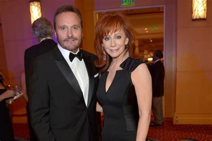 Narvel Blackstock: A Journey Through His Entangled Relationships