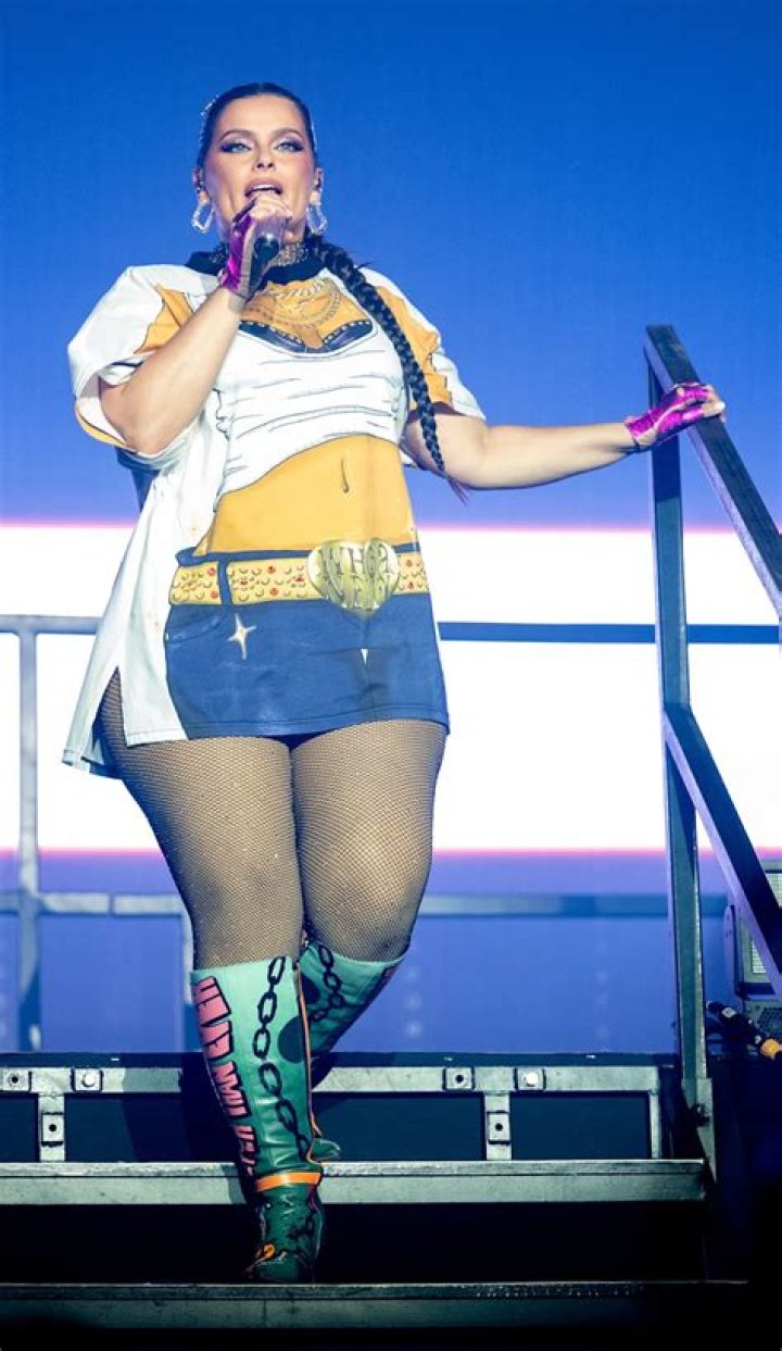 Nelly Furtado's Weight Gain: A Comprehensive Guide
