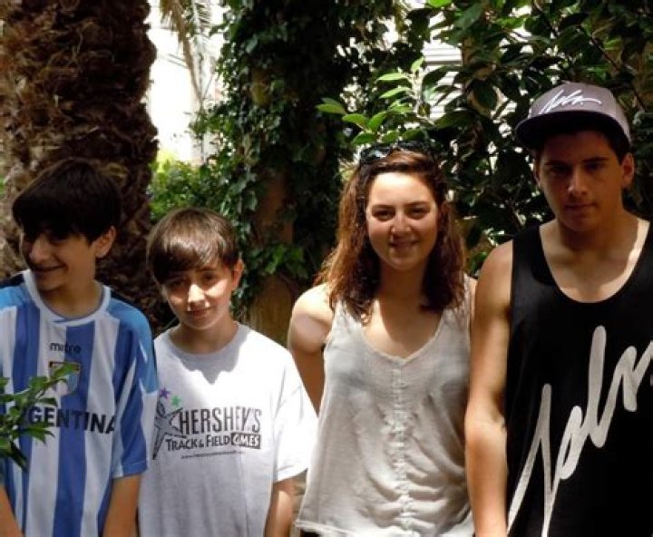 Noah Kahan Family Ties: Exploring The Sibling Question