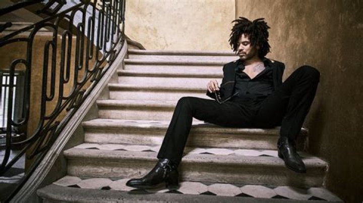Oops! Lenny Kravitz Wardrobe Malfunction Stuns Crowd