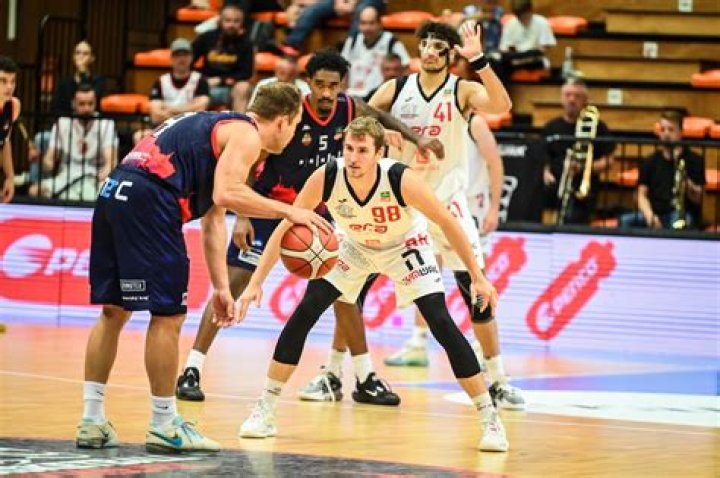 Opava Brno přenos živě ERA Basketball Nymburk - SLUNETA Ústí nad Labem 26/07/2024
