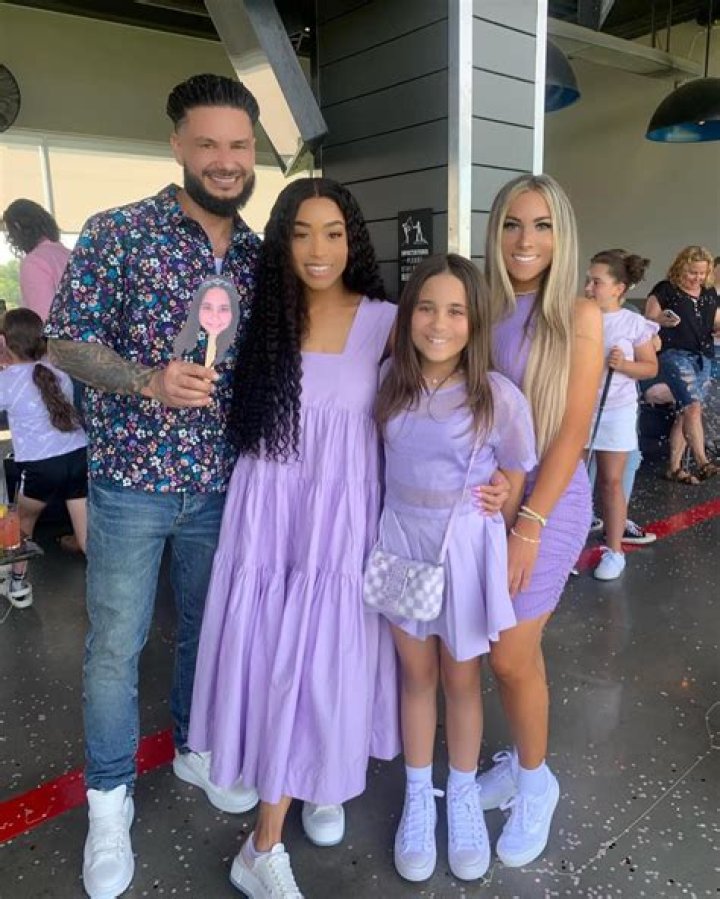 Pauly D With His Daughter