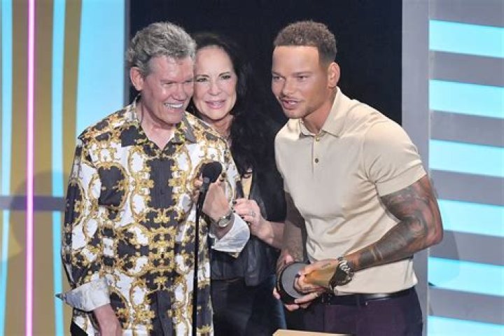 Randy Travis's Health Journey Revealed