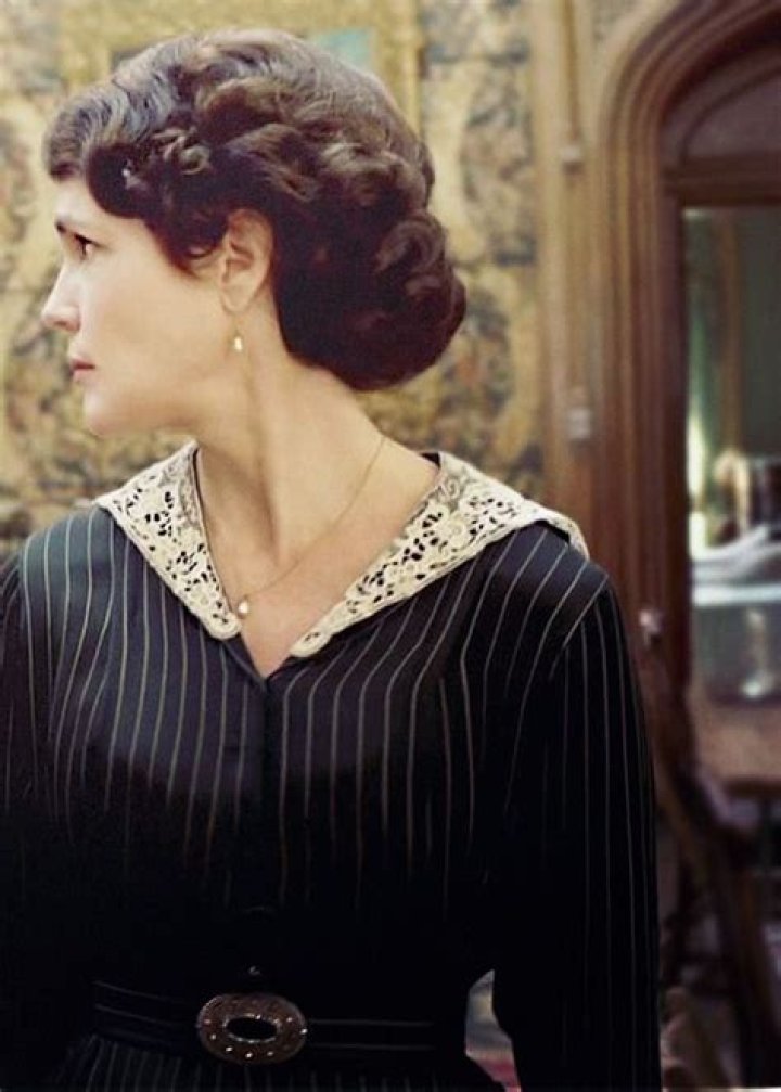 Renowned Actress Rowena Miller Graces The Screen