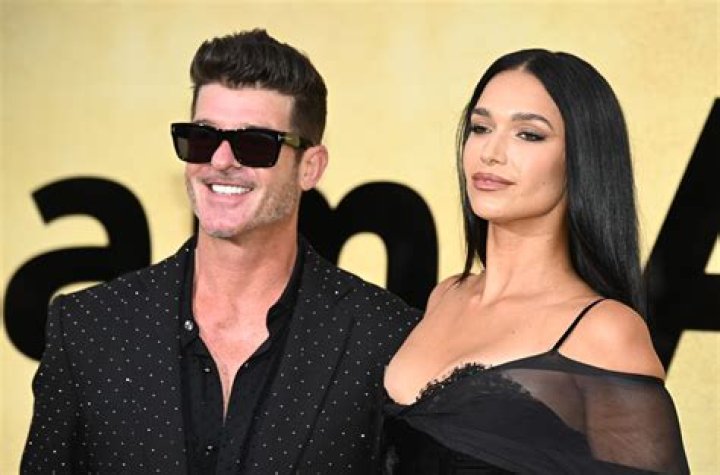 Robin Thicke's Love Life: Past And Present