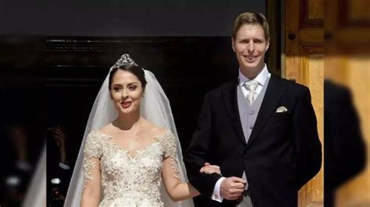 Royal Couple Announces Divorce