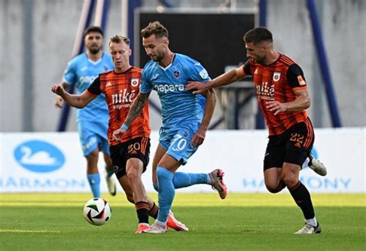 Ružomberok Trabzonspor canlı maç izle Ruzomberok - Trabzonspor CANLI İZLE || UEFA Avrupa 25/07/2024