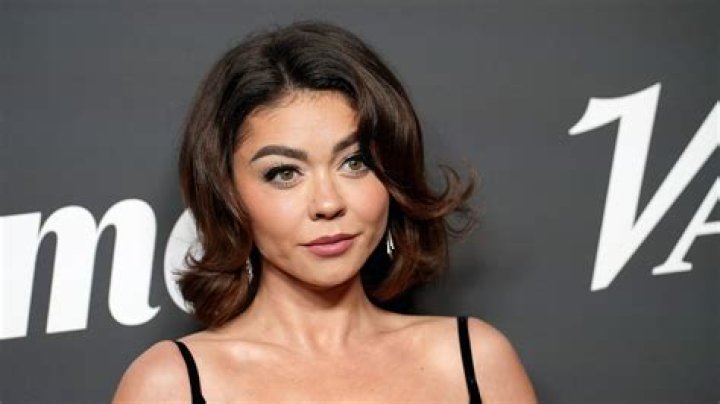 Sarah Hyland's Roots And Parental Background