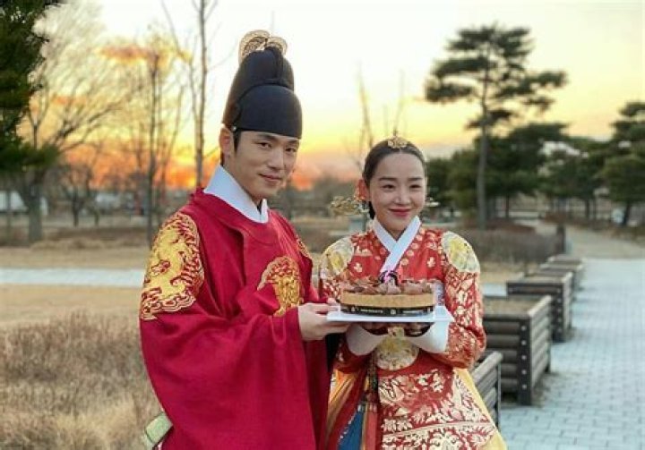 Shin Hye-sun Relationships: A Detailed Look