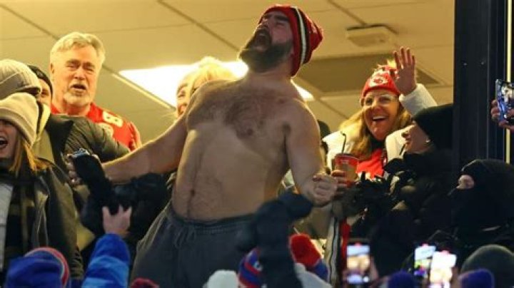 Shirtless Jason Kelce: A Sight To Behold