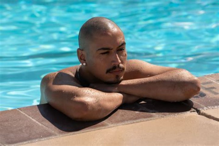 Shotti Biography, Age, Height, Wife, Net Worth, Family ·