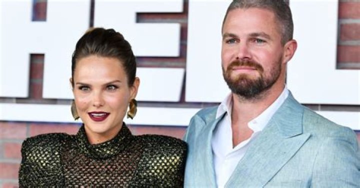 Stephen Amell's Wife: Meet Cassandra Jean Amell