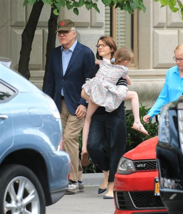 Steve Martin's Wife And Daughter