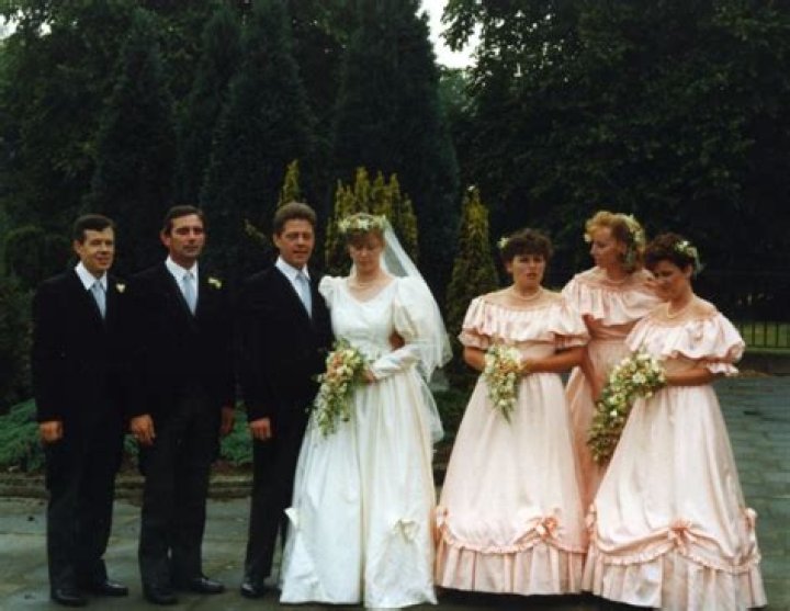 Taylor Swift's Parents' Divorce And Subsequent Remarriages: A Journey Of Heartbreak And New Beginnings