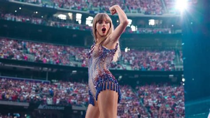 Taylor Swift Lover Era Outfits