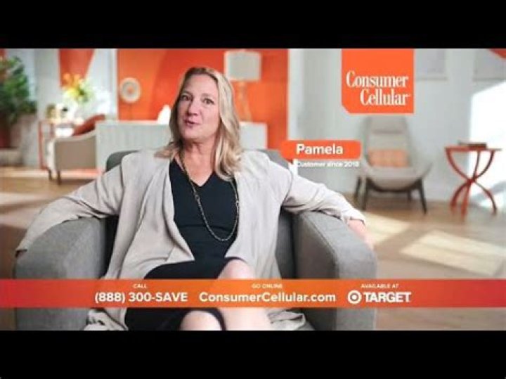 The Captivating Sam: Consumer Cellular's Charming Actress