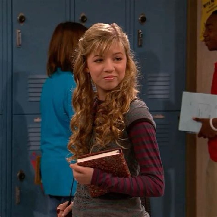 The Definitive Guide To ICarly's Sam Puckett