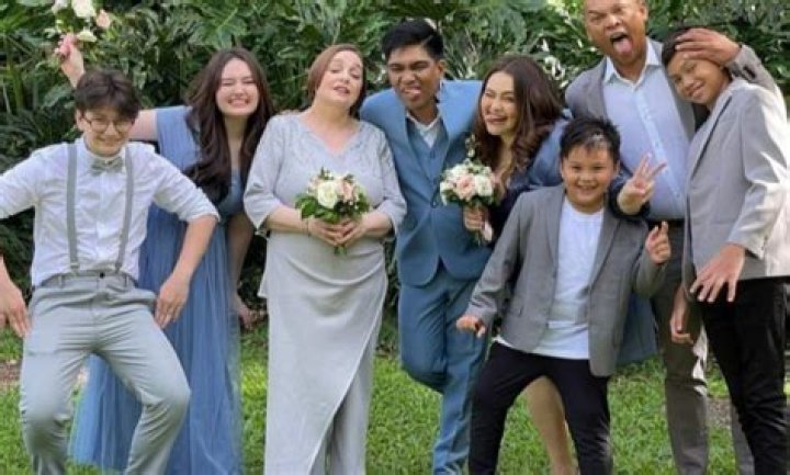 The Epic Saga Of Elly De La Cruz And Family