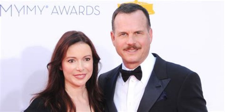 The Essential Guide To Bill Paxton's Relationships