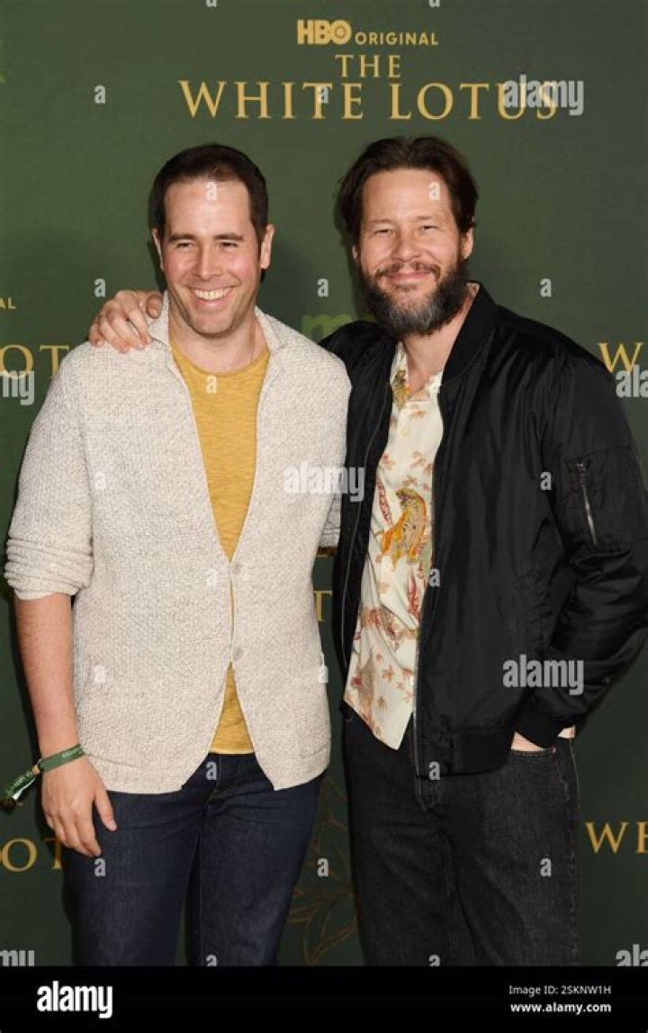 The Height Of Comedian And Actor Ike Barinholtz