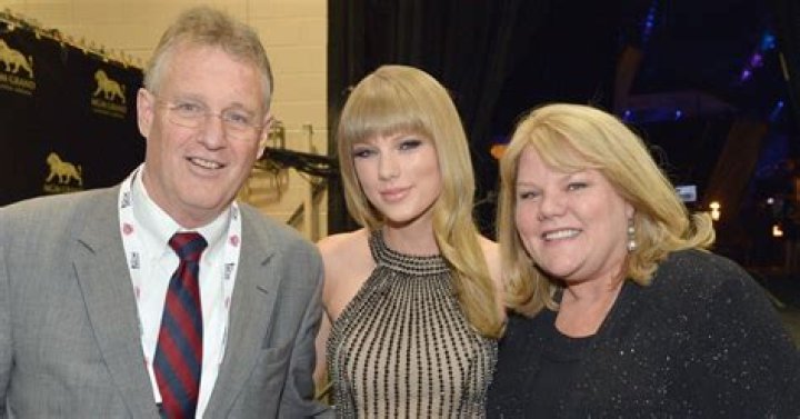 The Insider Scoop On Scott And Andrea Swift's Divorce