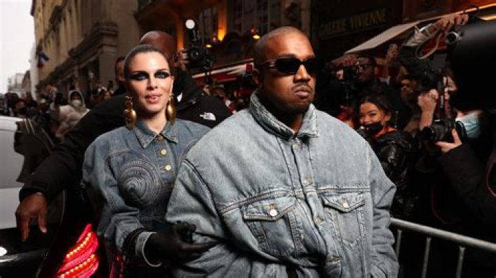 The Kardashian-Jenner Klan's Thoughts On Julia Fox And Kanye West's Relationship