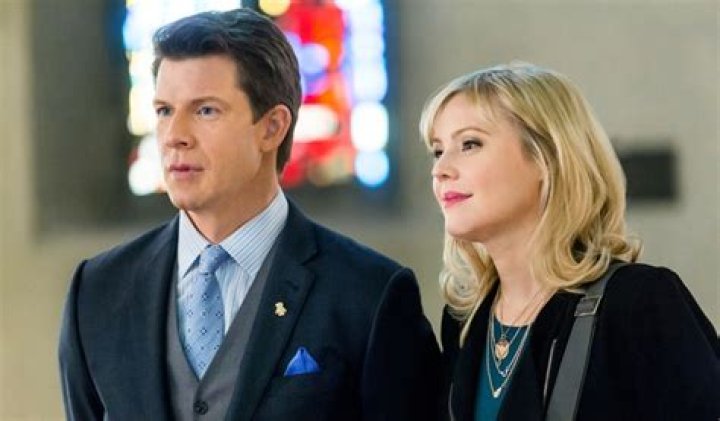 The Latest On Eric Mabius' Divorce: Everything You Need To Know