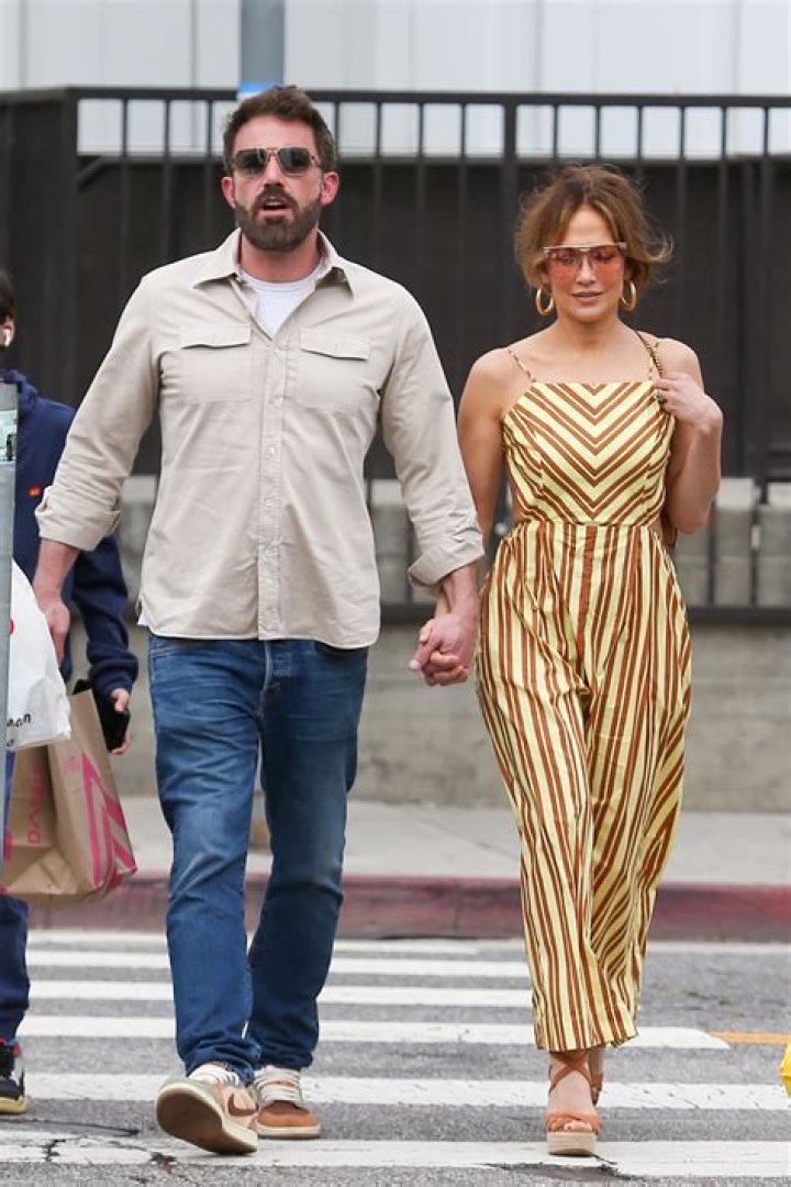 The Latest Scoop: Are Ben Affleck And Jennifer Lopez Still An Item?