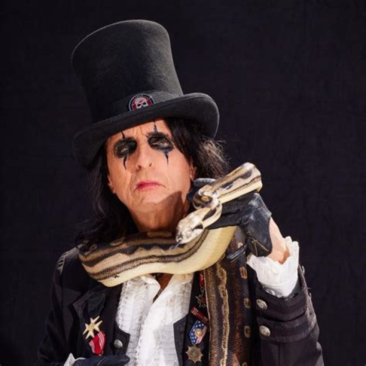 The Legendary Rocker's Biography And Personal Life