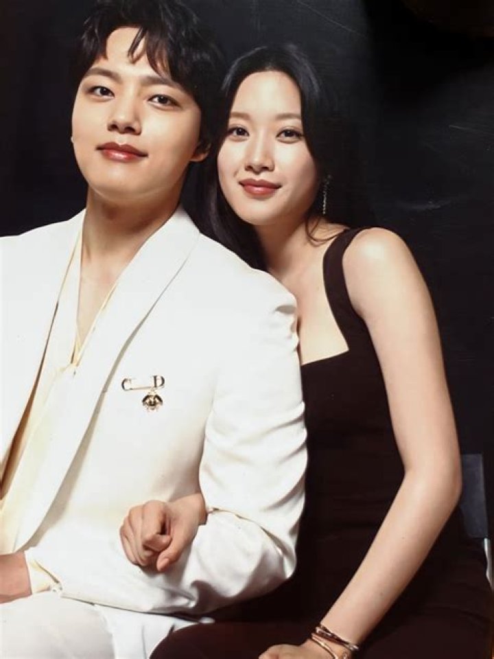 The Love Life Of Mun Ka Young: Uncovering Her Past And Present Relationships