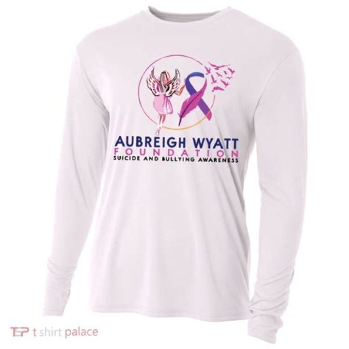 The Perfect Aubreigh Wyatt Shirt: Must-Have For Fans