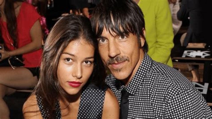 The Ultimate Guide To Anthony Kiedis's Famous Girlfriends
