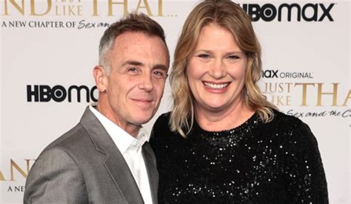 The Ultimate Guide To David Eigenberg: Biography, Roles, And More