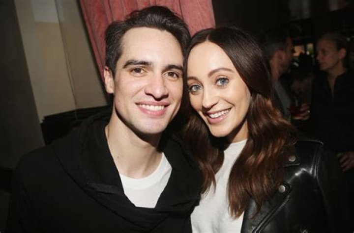 The Ultimate Guide To Sarah Urie: Biography And Music Journey