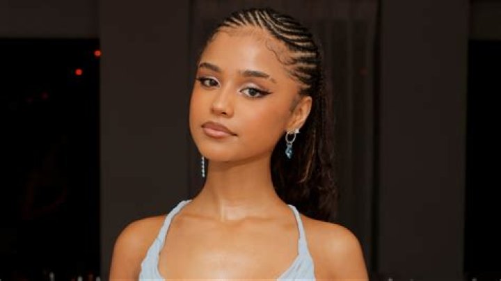 The Ultimate Guide To Tyla Singer's Height