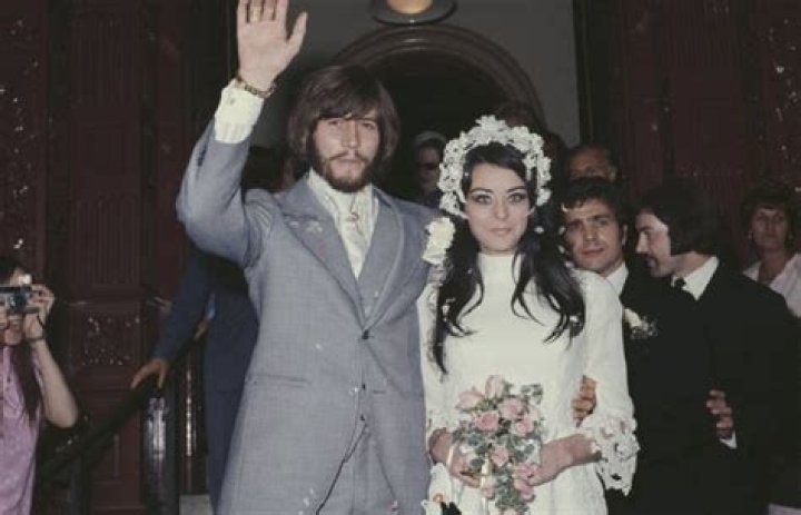 The Untold Story Of Barry Gibb's First Marriage To Maureen Bates