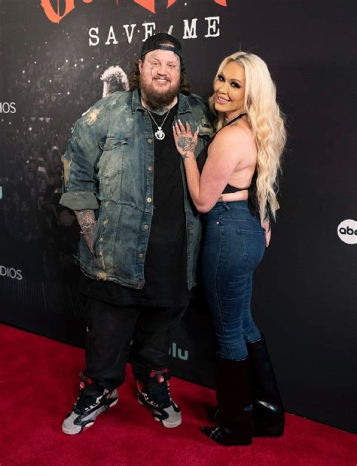 The Untold Truth About Jelly Roll's Wife's Net Worth