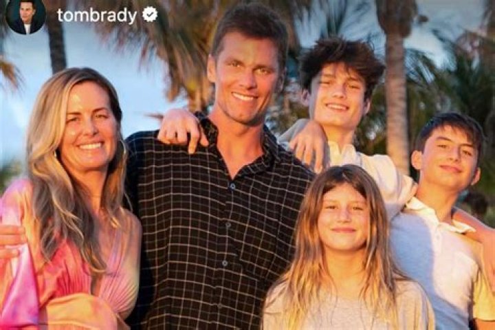 Tom Brady Sisters | Meet The Superstar Quarterback's Sisters