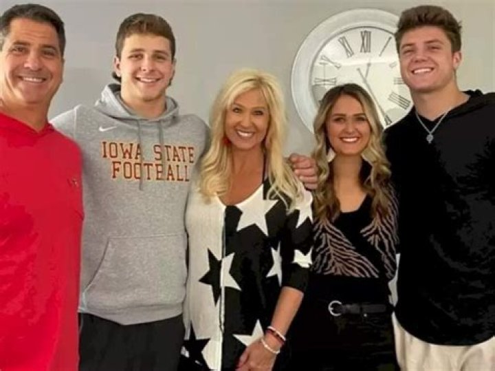 Uncover The Age Of Brock Purdy's Mother