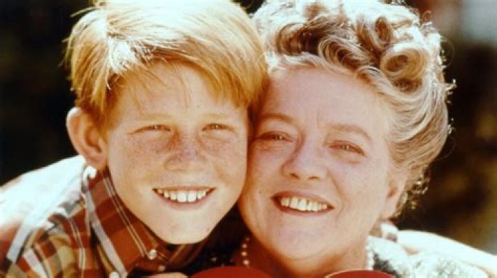 Uncover The Extraordinary Journey Of Frances Bavier: Aunt Bee And Beyond