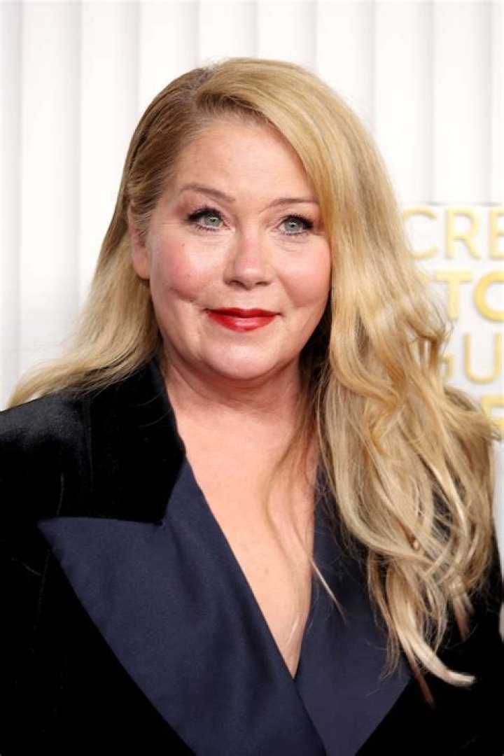 Uncover The Inspiring Story Behind Christina Applegate's Rock-Solid Husband