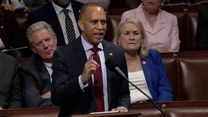 Uncovering Hakeem Jeffries' Spouse: A Political Power Couple Revealed
