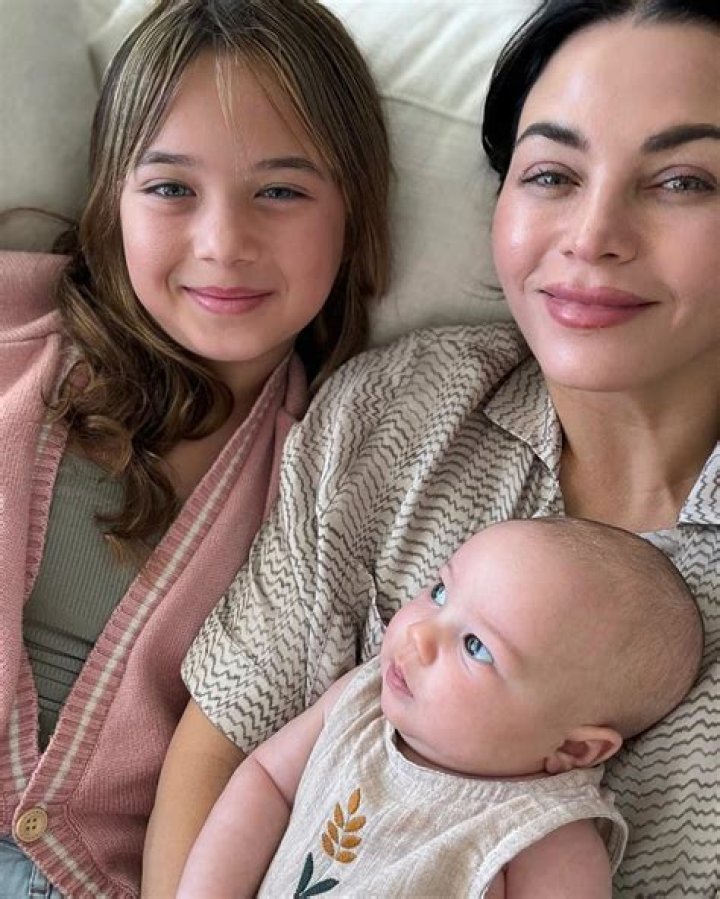 Uncovering Jenna Dewan's Family Roots: Exploring Her Parents' Legacy