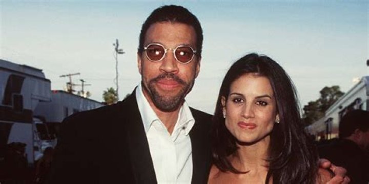 Uncovering Lionel Richie's Wife's Extraordinary World