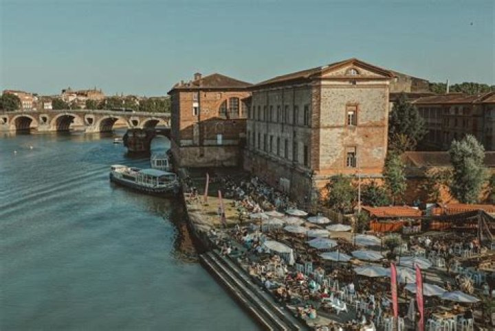 Unforgettable Summer Nights At Guinguette Barraux: A Riverside Haven